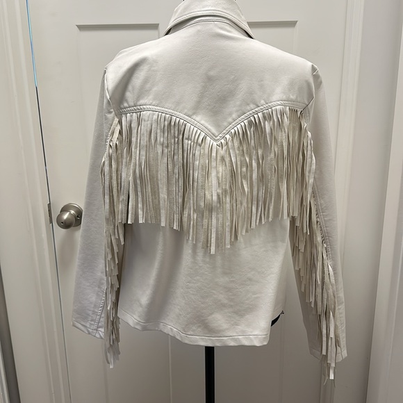 NWOT Steve Madden White Fringe Jacket - Picture 3 of 4